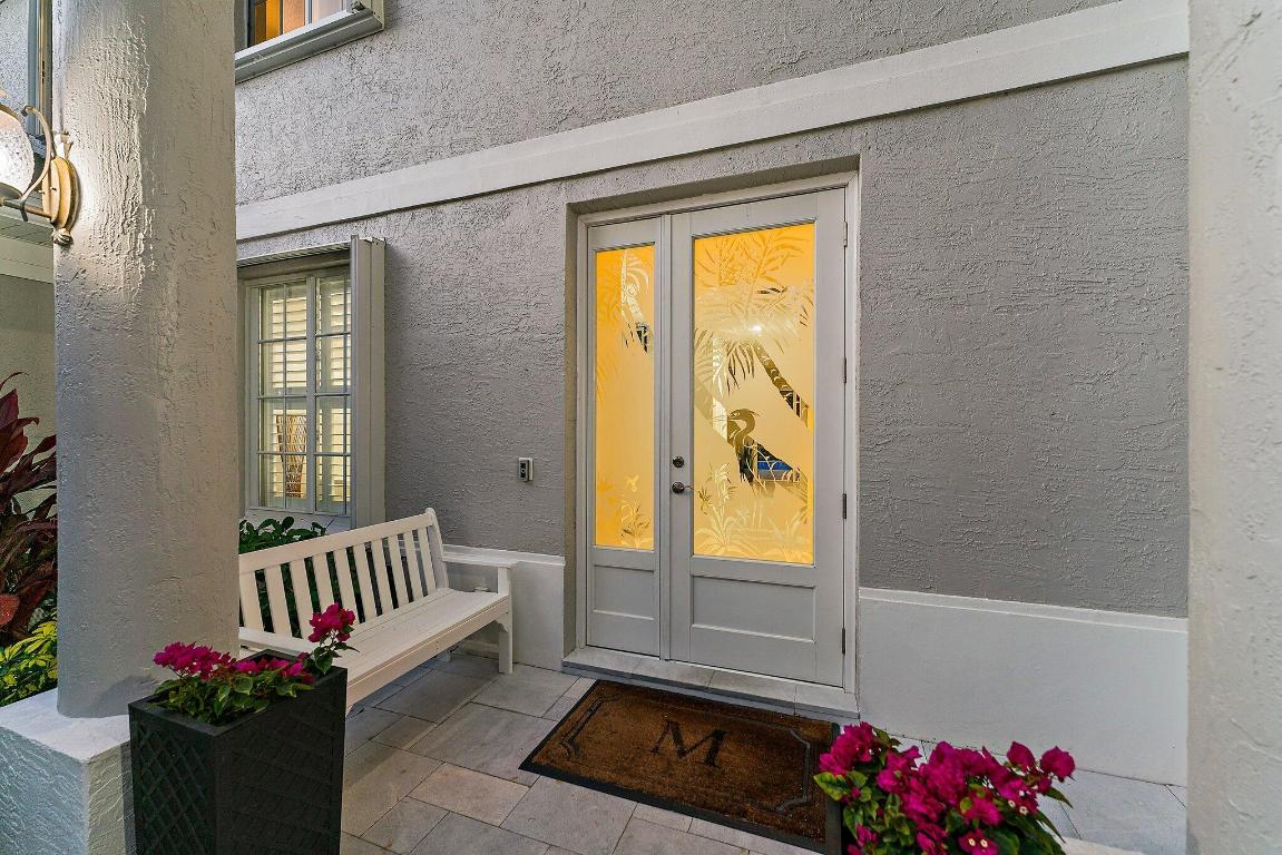 573 E Cocoplum Drive E