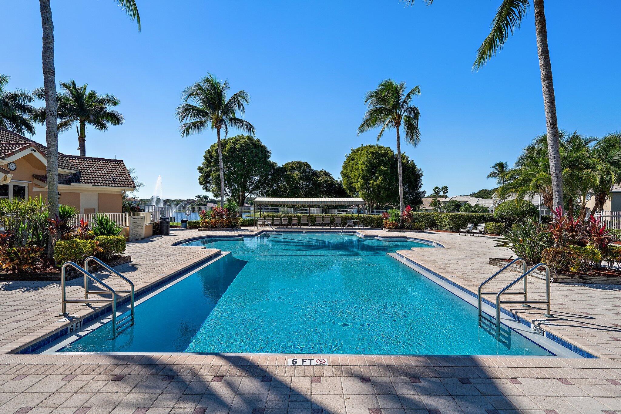 573 E Cocoplum Drive E