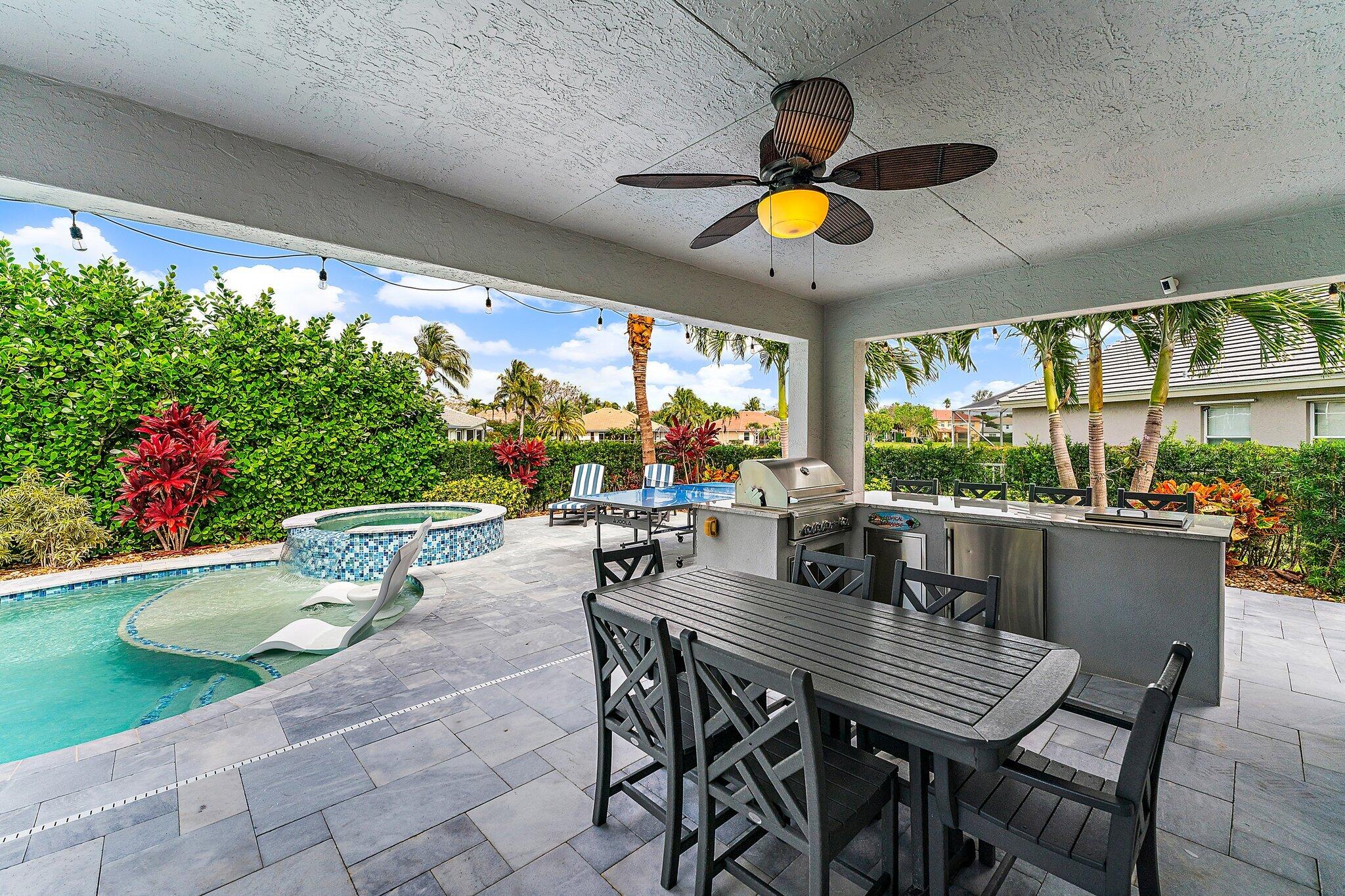 573 E Cocoplum Drive E