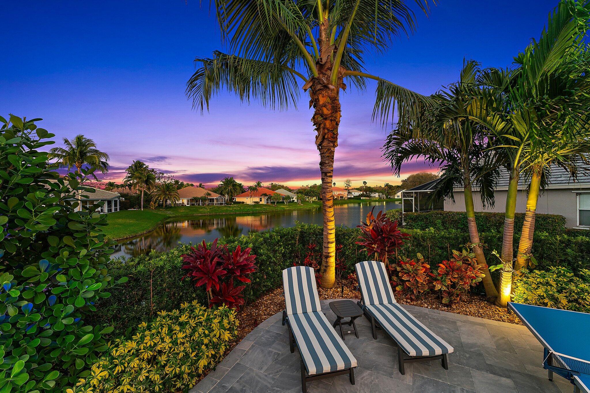 573 E Cocoplum Drive E