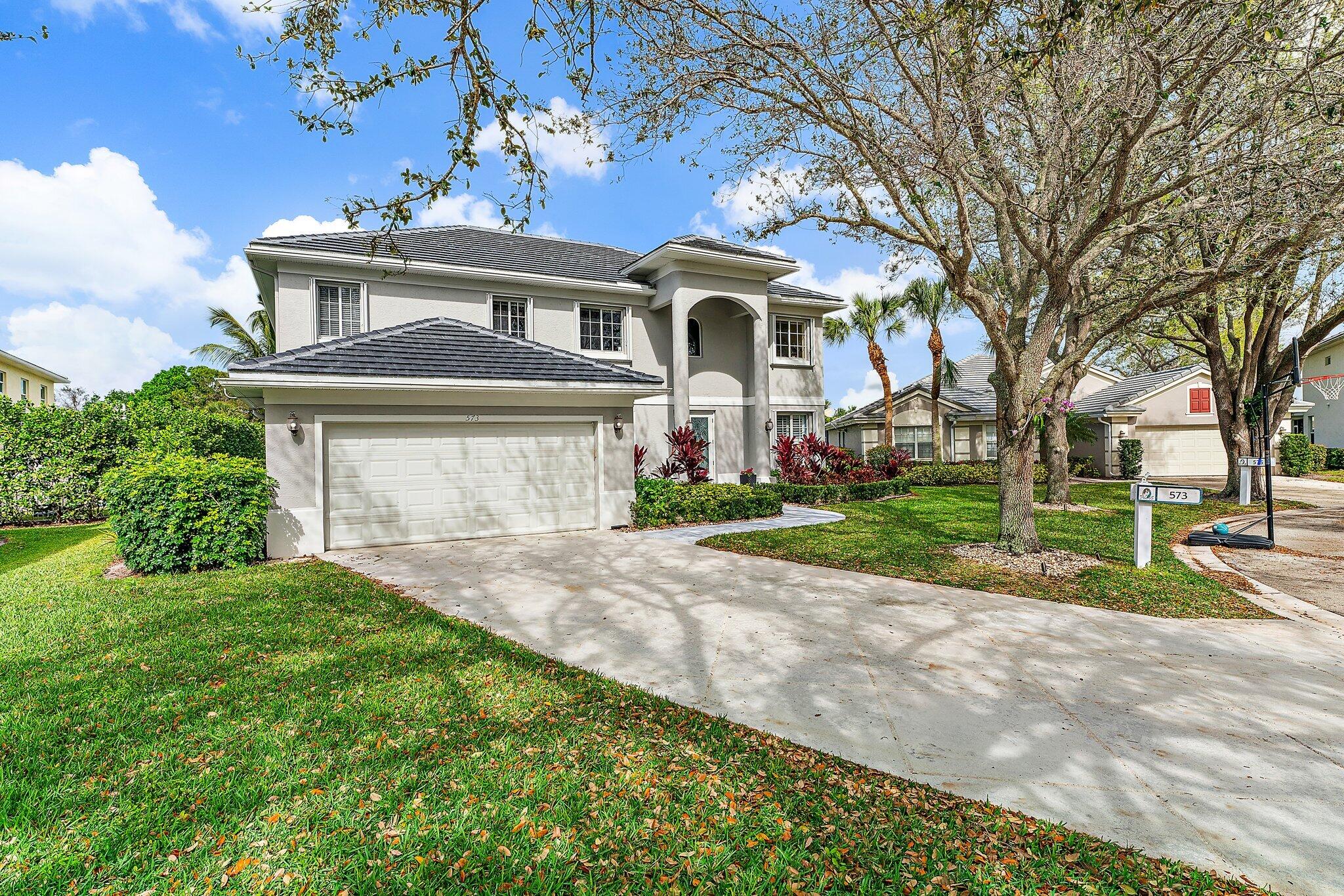 573 E Cocoplum Drive E