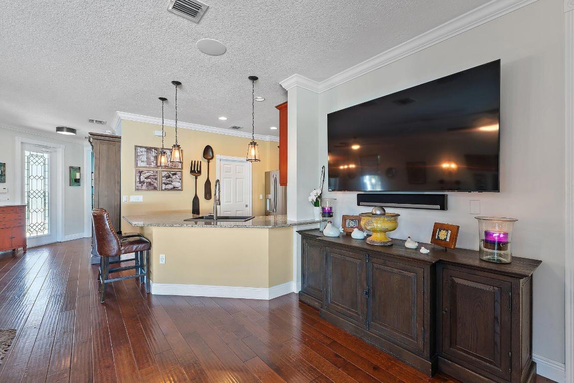 1171 Key Largo Street