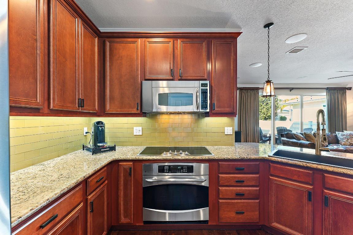 1171 Key Largo Street