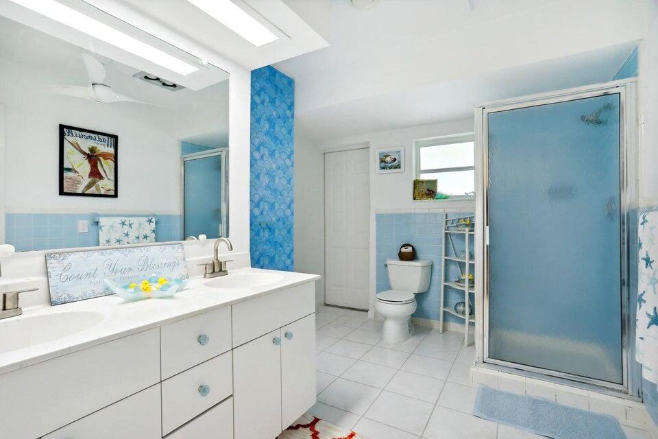 3 Leeward Circle