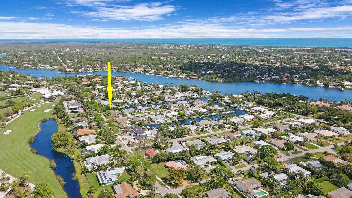 3 Leeward Circle