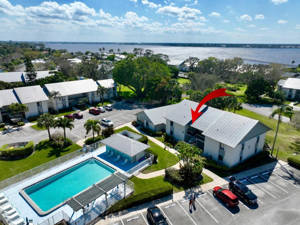 2223 NW 22nd Avenue 11-102