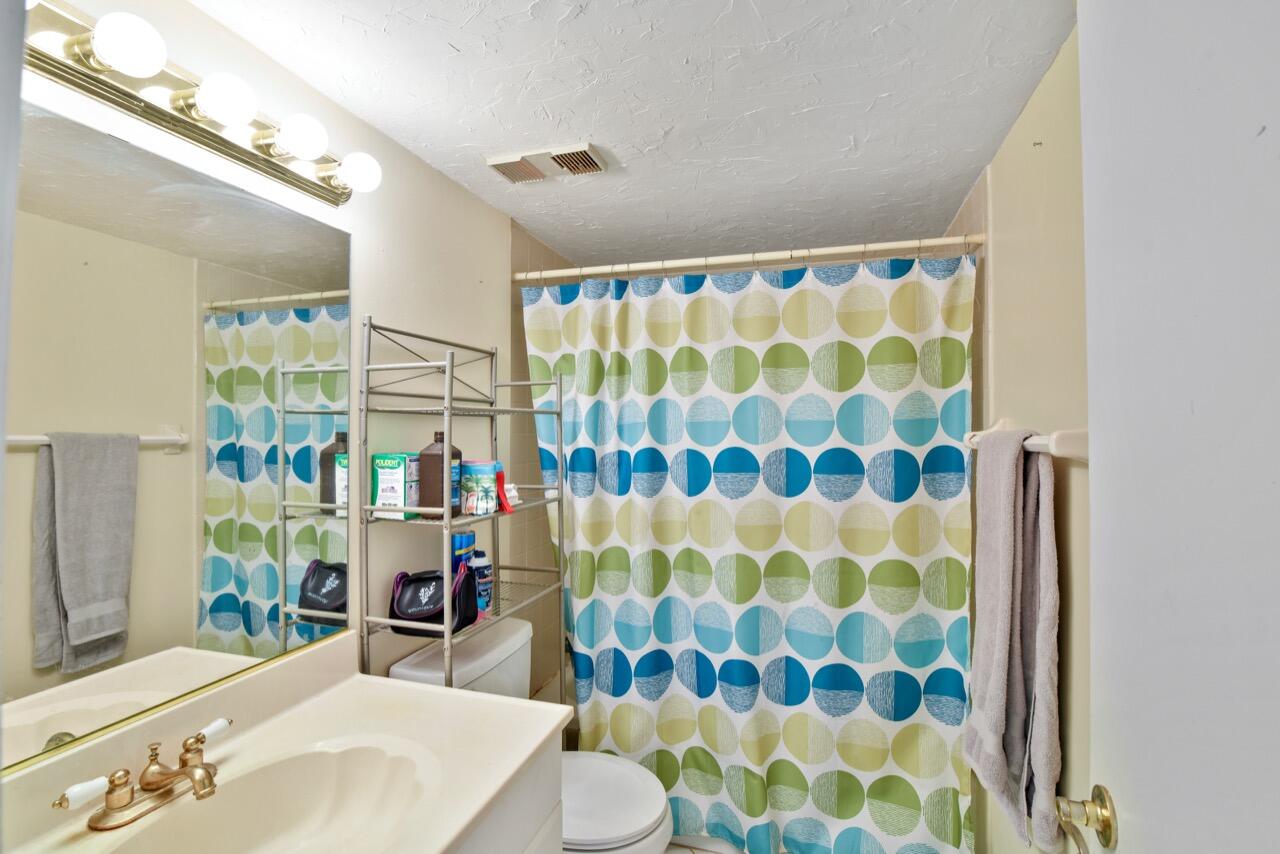 2223 NW 22nd Avenue 11-102