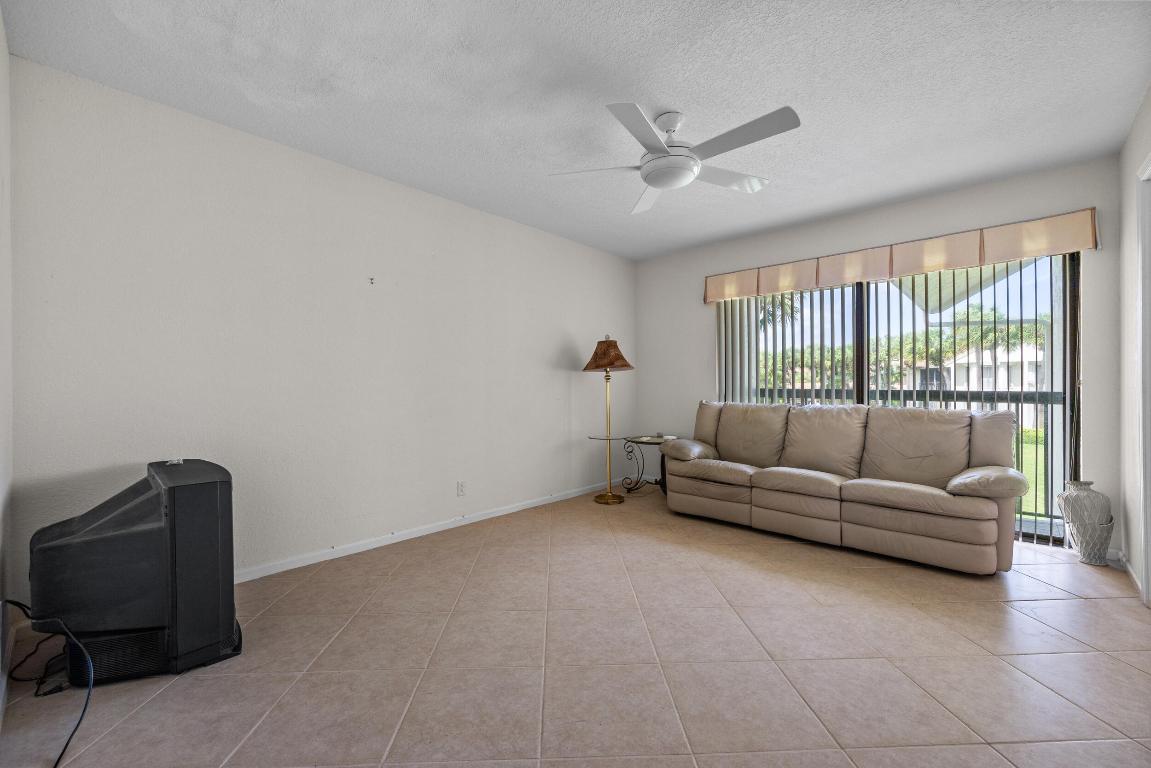 10507 SE Terrapin Place E-202