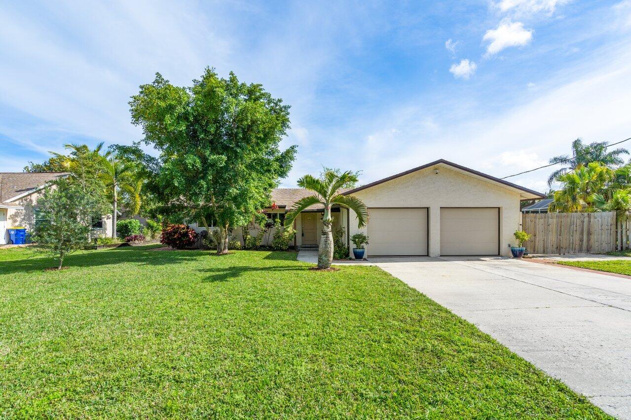 4838 SE Major Way