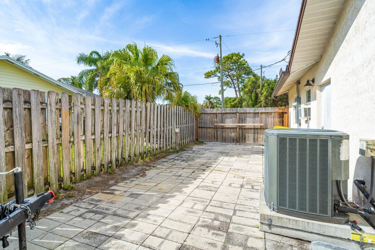 4838 SE Major Way
