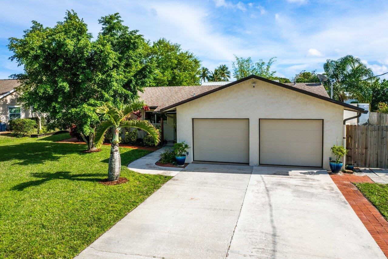 4838 SE Major Way
