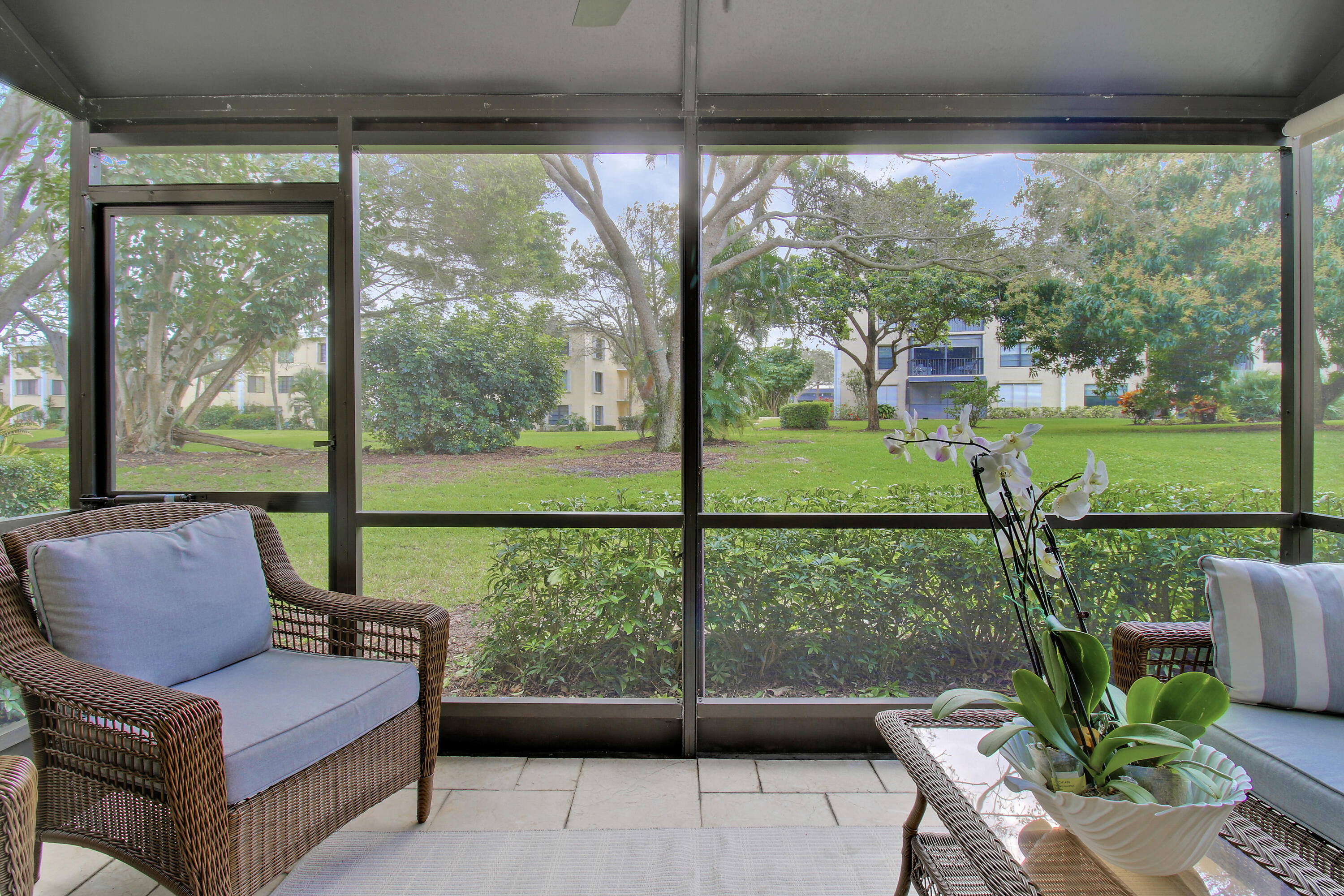 300 N Highway A1a, 106i