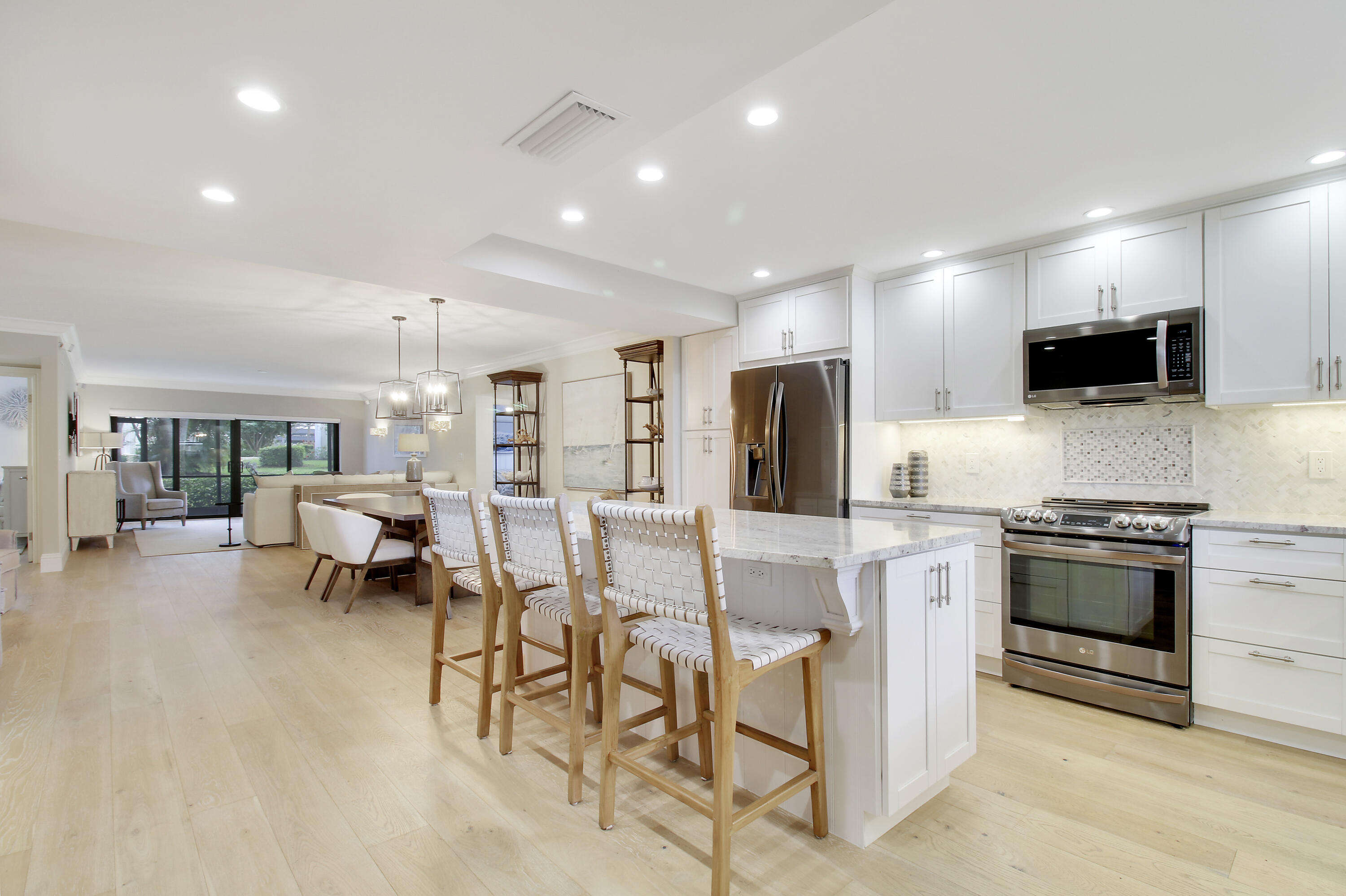 300 N Highway A1a, 106i