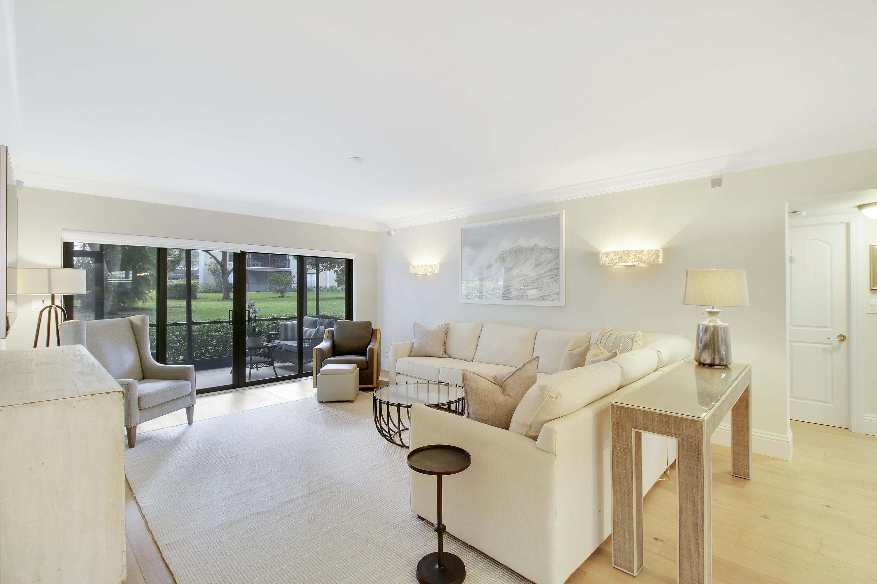 300 N Highway A1a, 106i