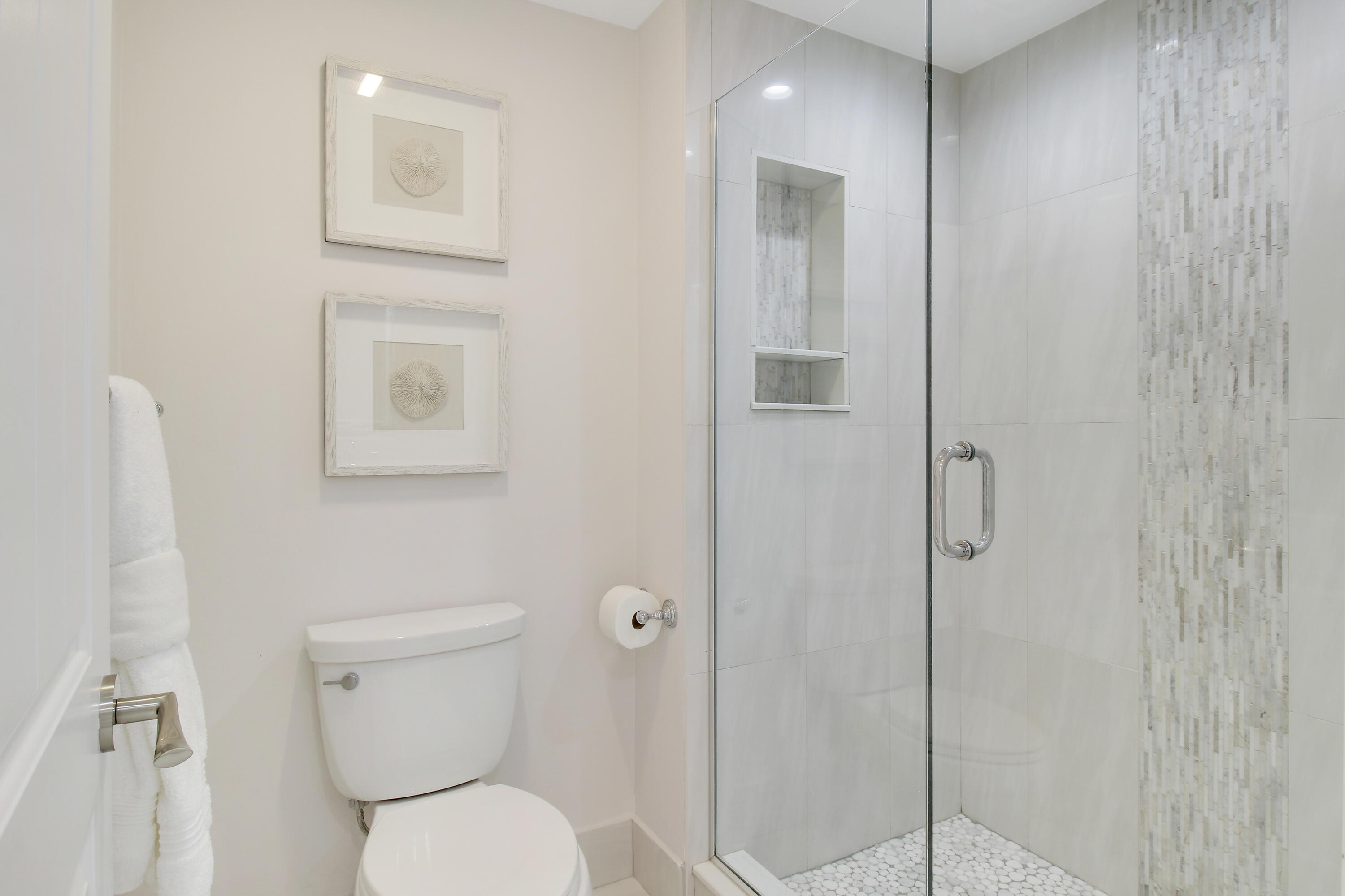 300 N Highway A1a, 106i