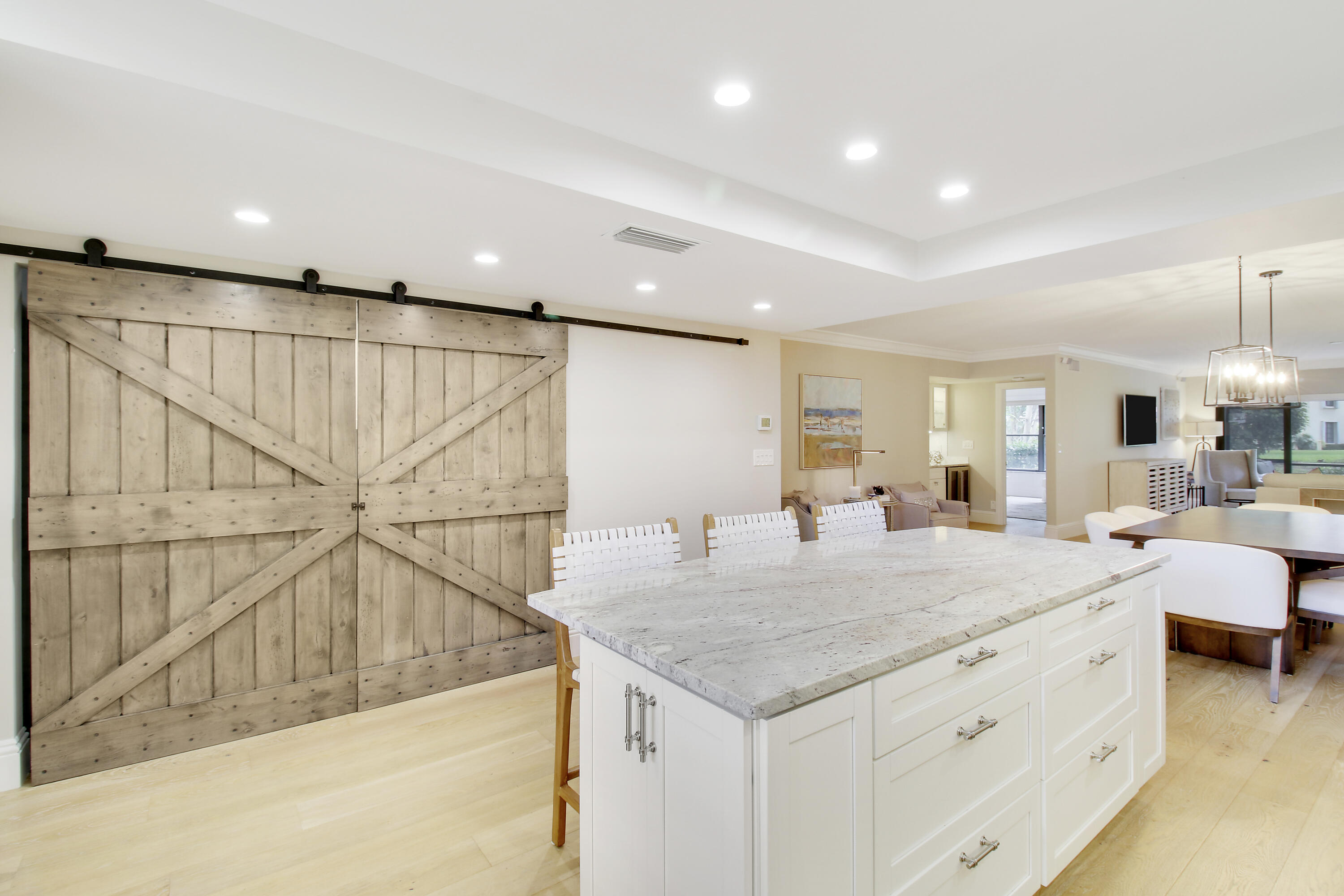 300 N Highway A1a, 106i