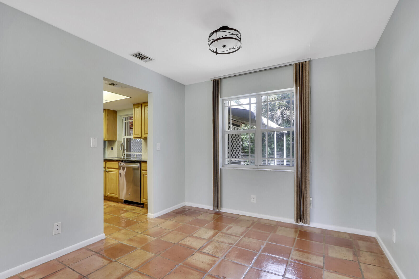 53 Willow Road