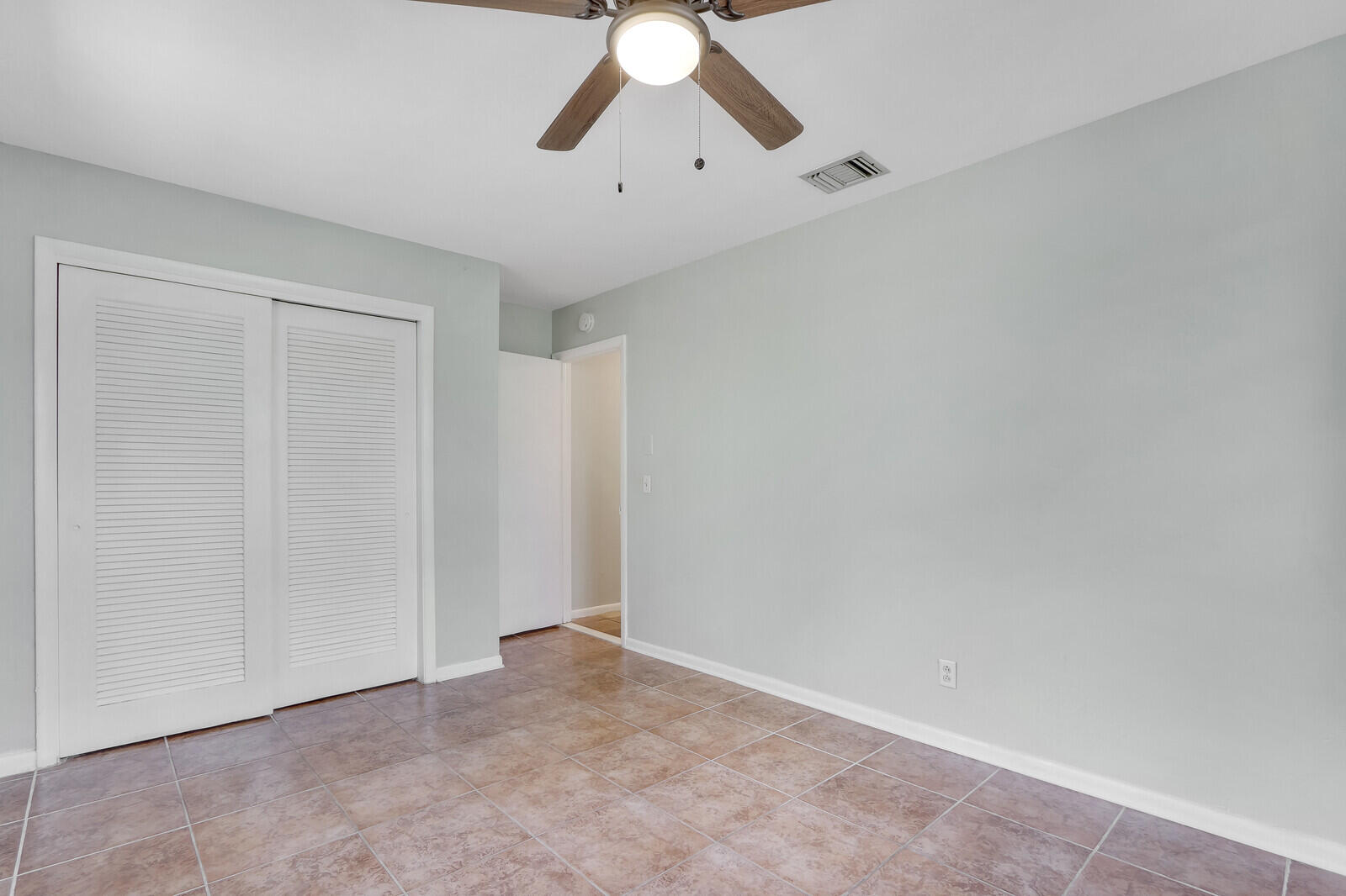 53 Willow Road