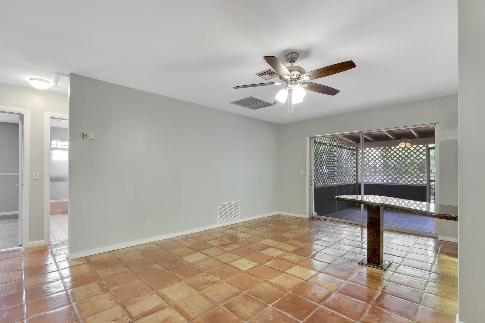53 Willow Road