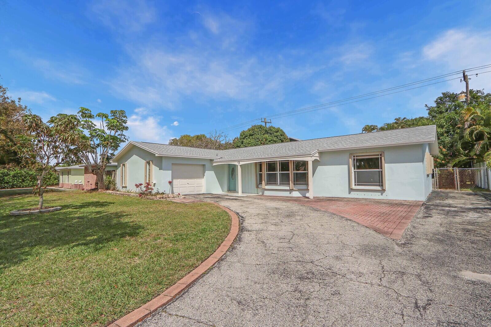 53 Willow Road