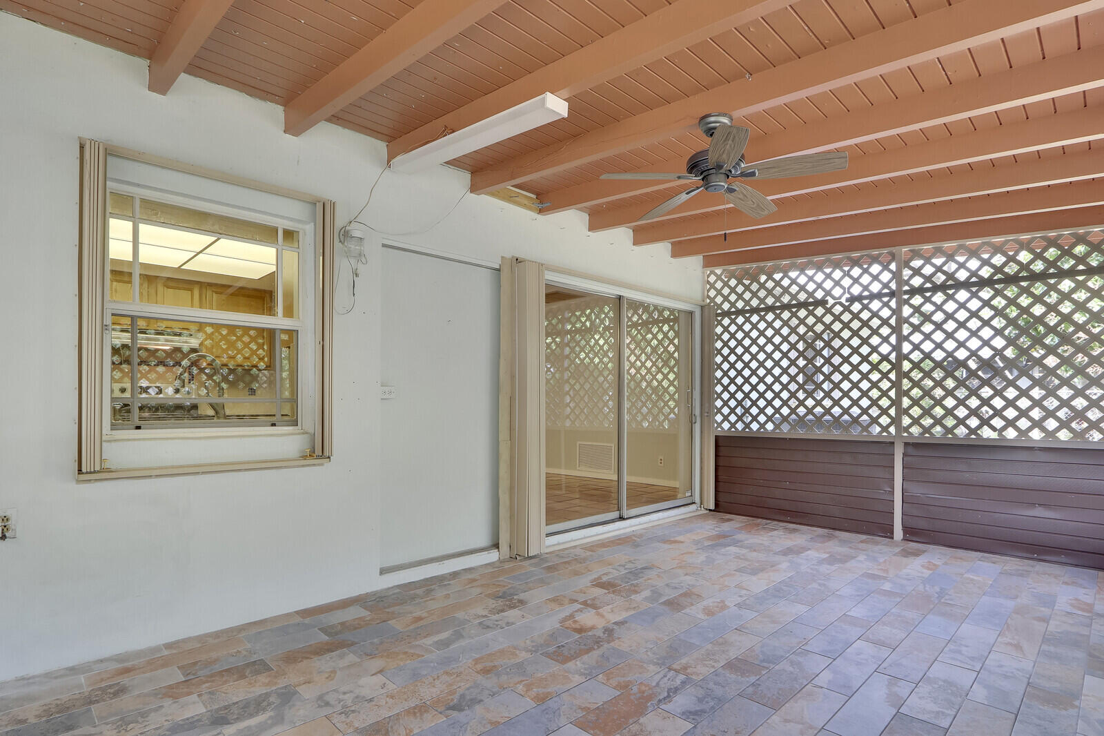 53 Willow Road