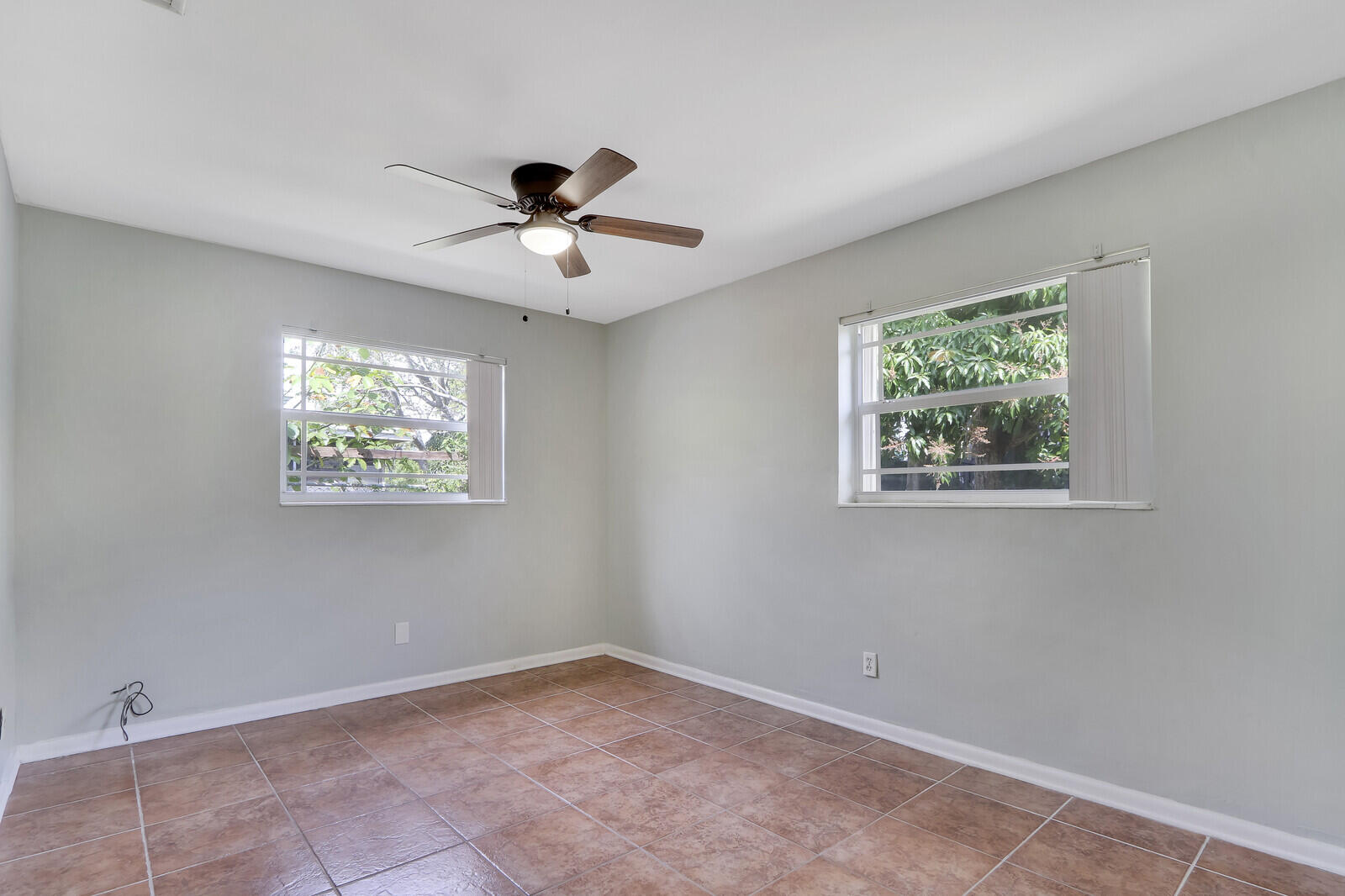 53 Willow Road