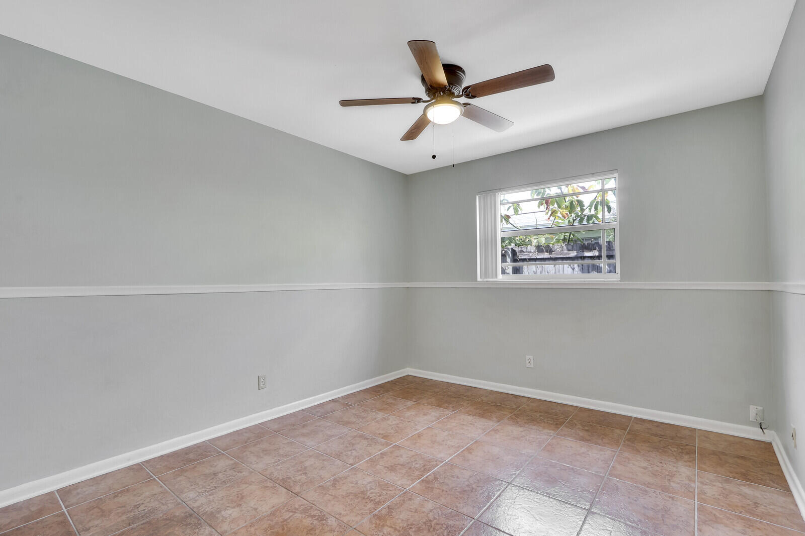 53 Willow Road