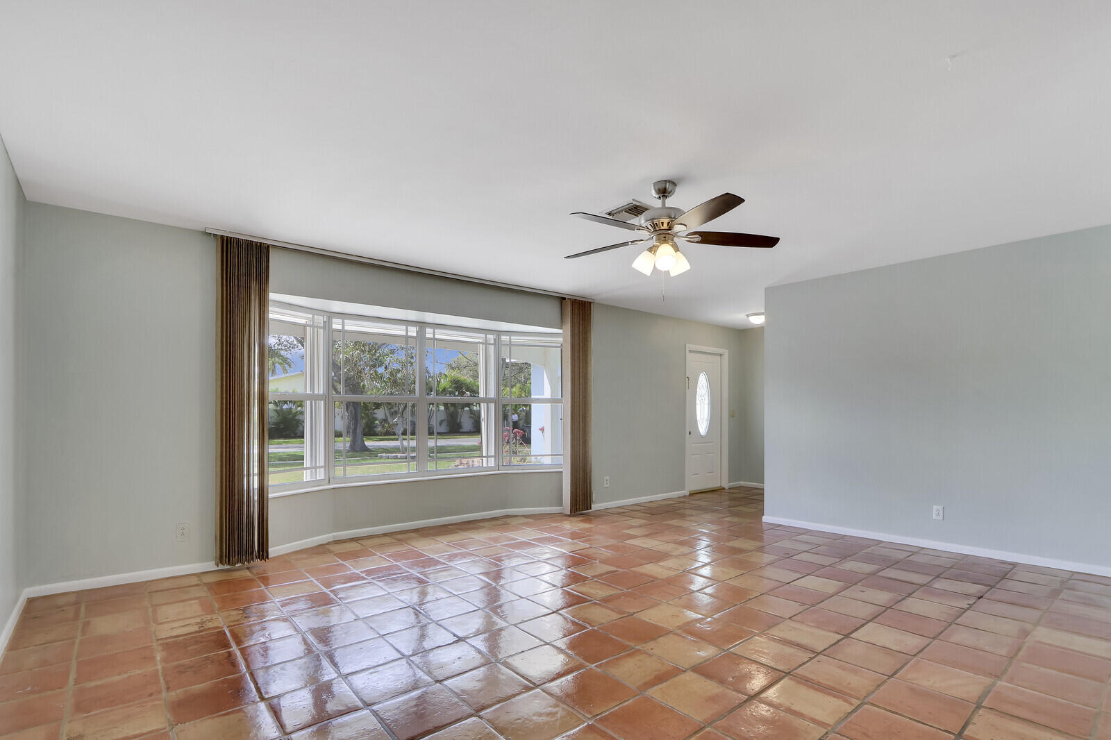 53 Willow Road