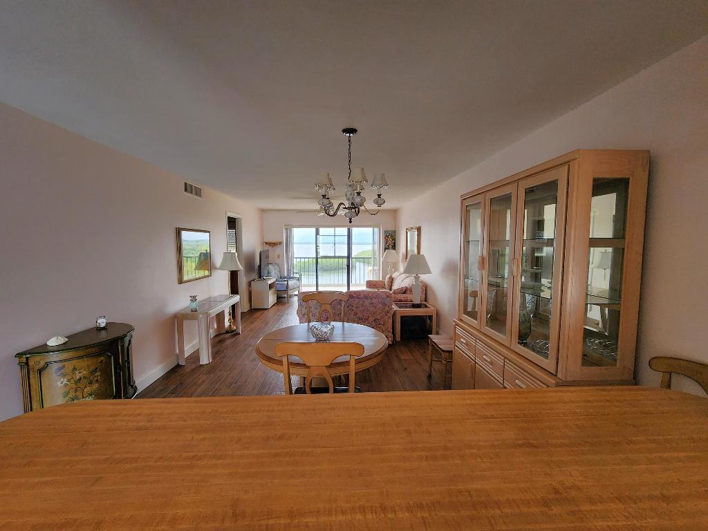 5155 N Highway A1a 512