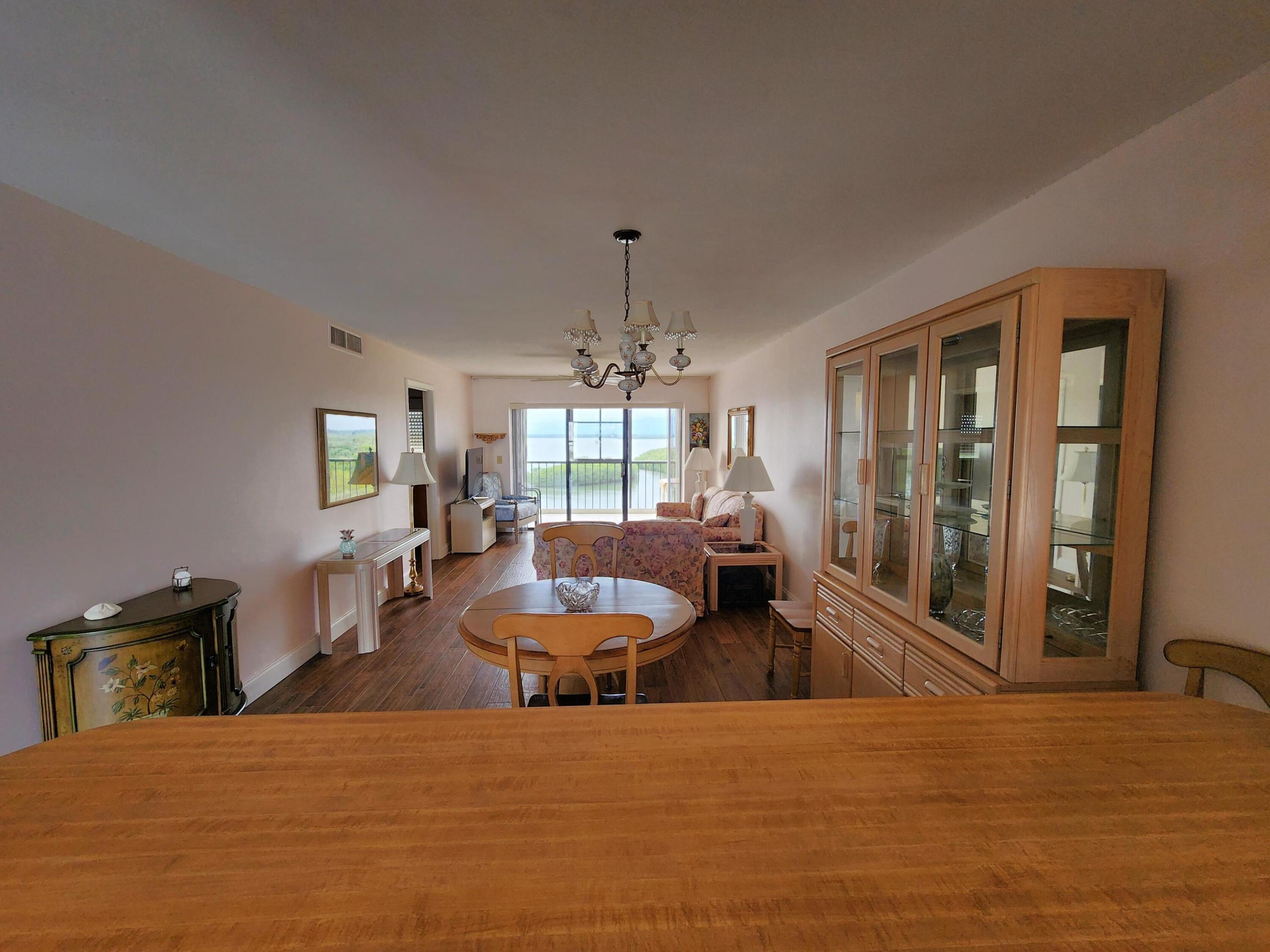 5155 N Highway A1a 512