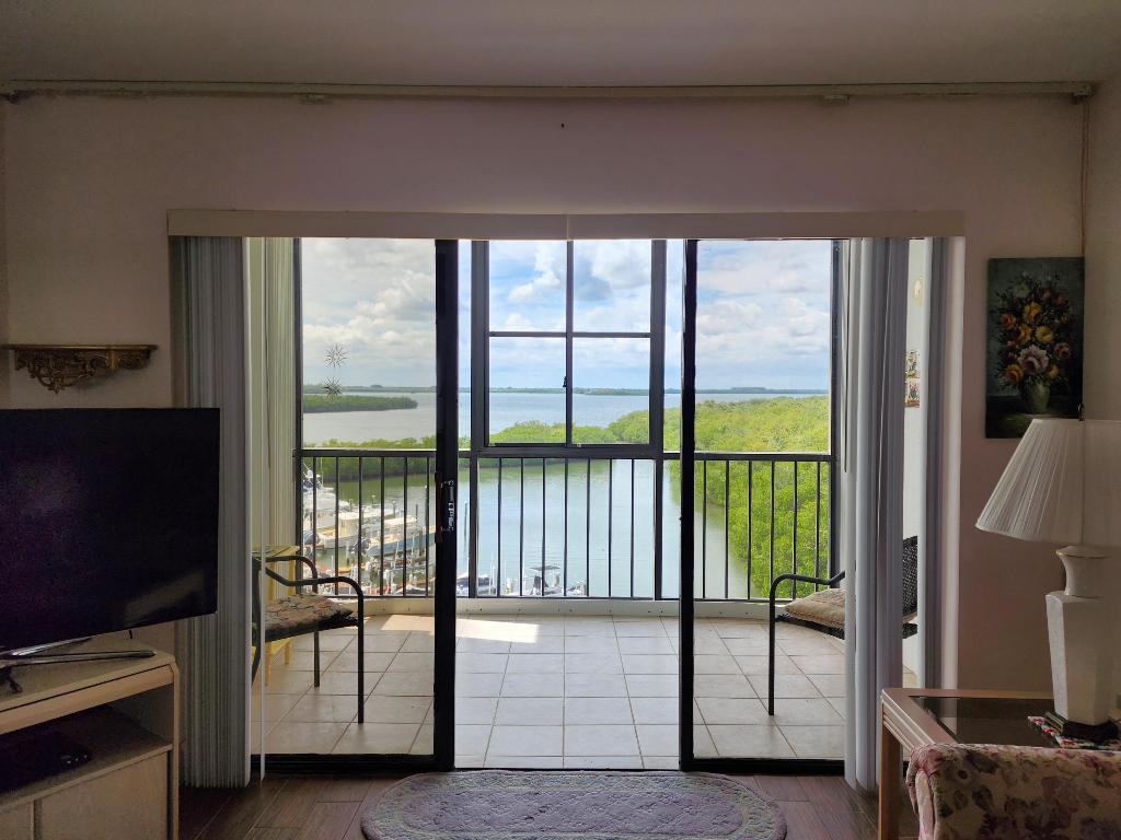 5155 N Highway A1a 512