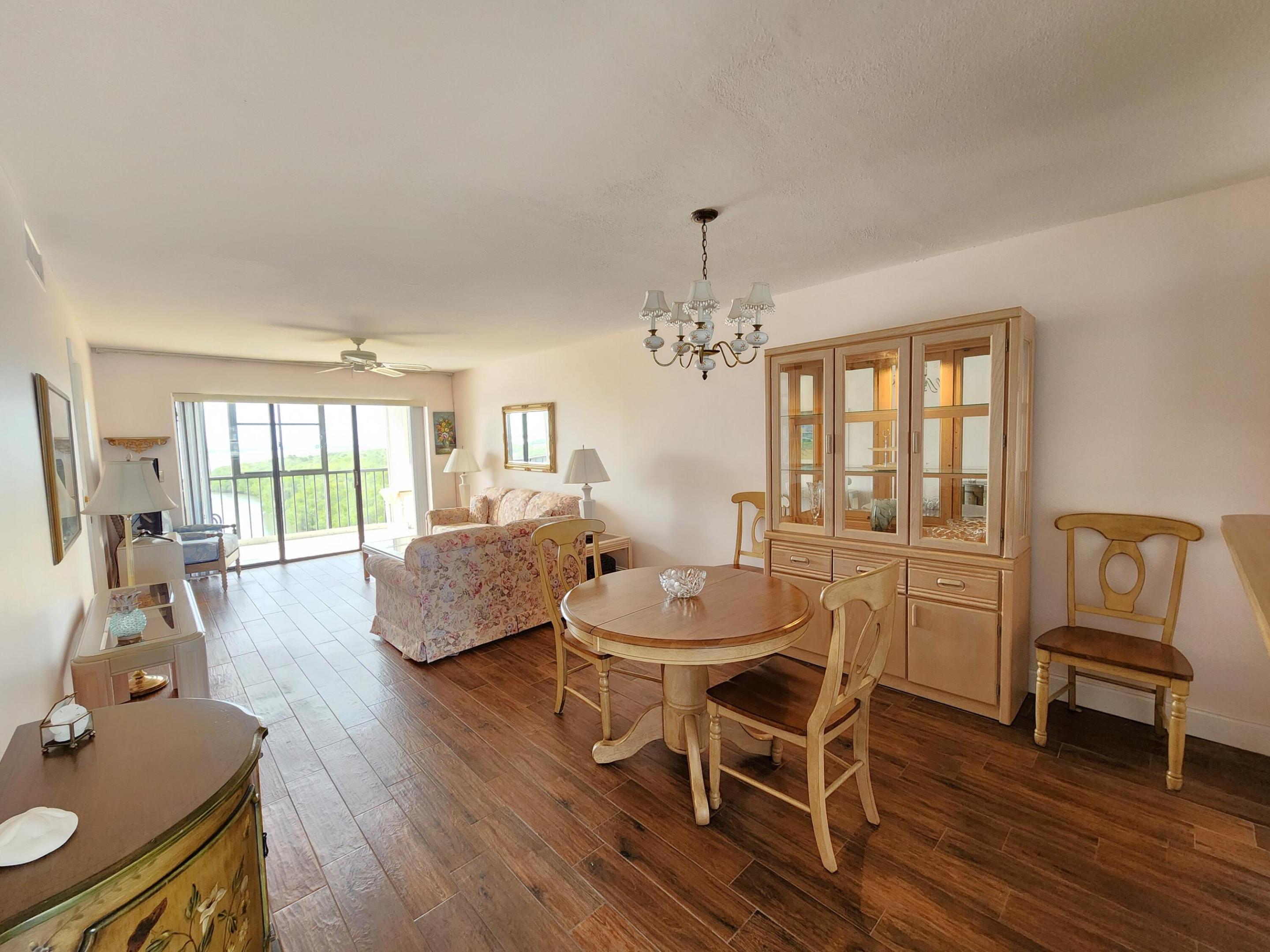 5155 N Highway A1a 512