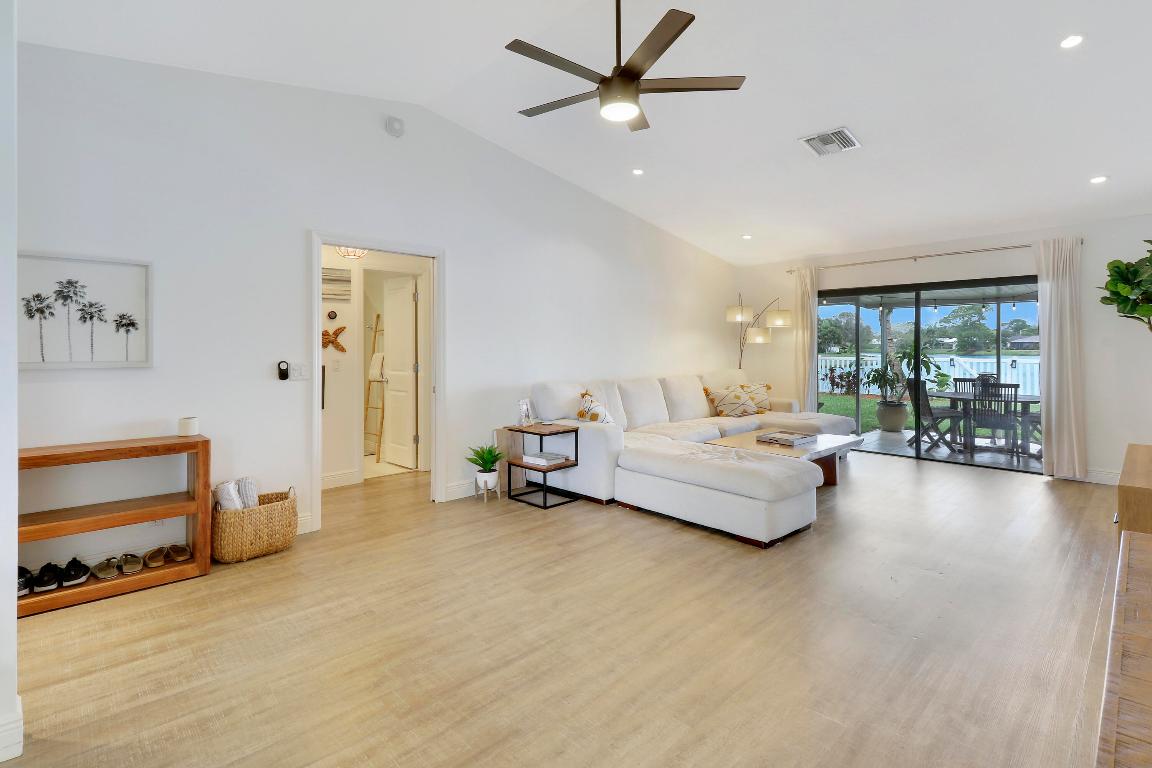 124 Timberline Drive