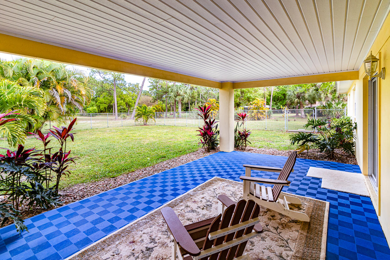 2185 SW Ranch Trail