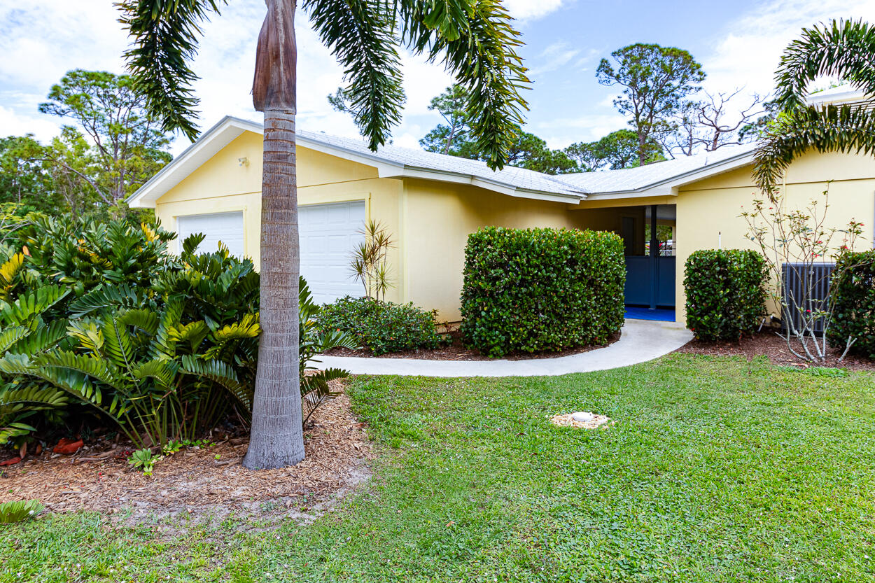 2185 SW Ranch Trail