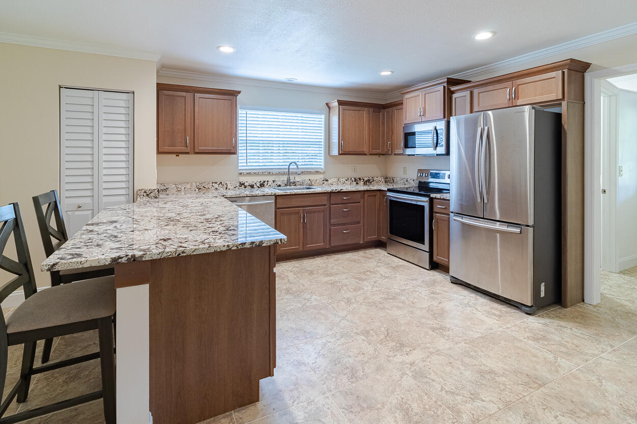 2185 SW Ranch Trail