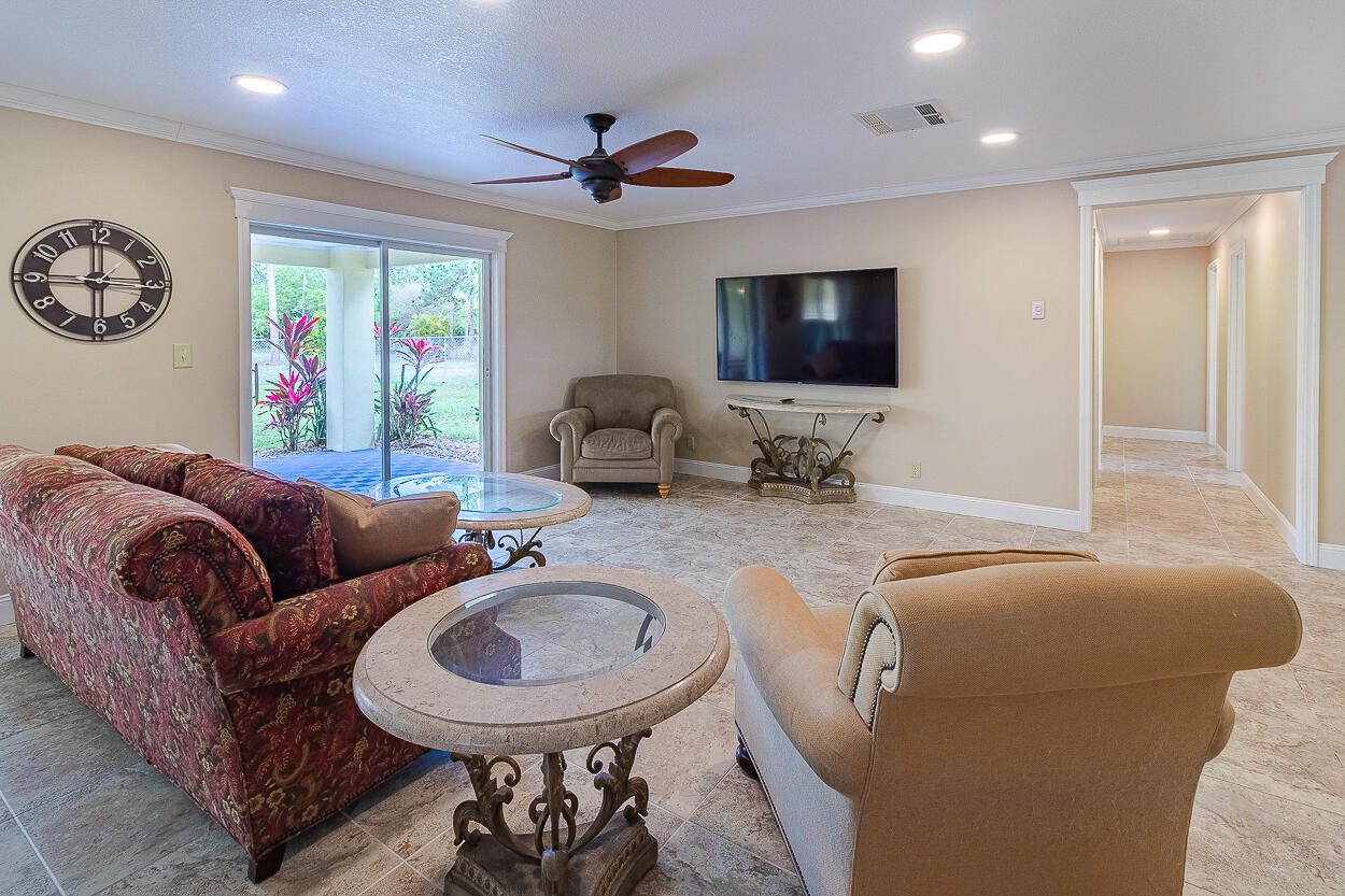 2185 SW Ranch Trail
