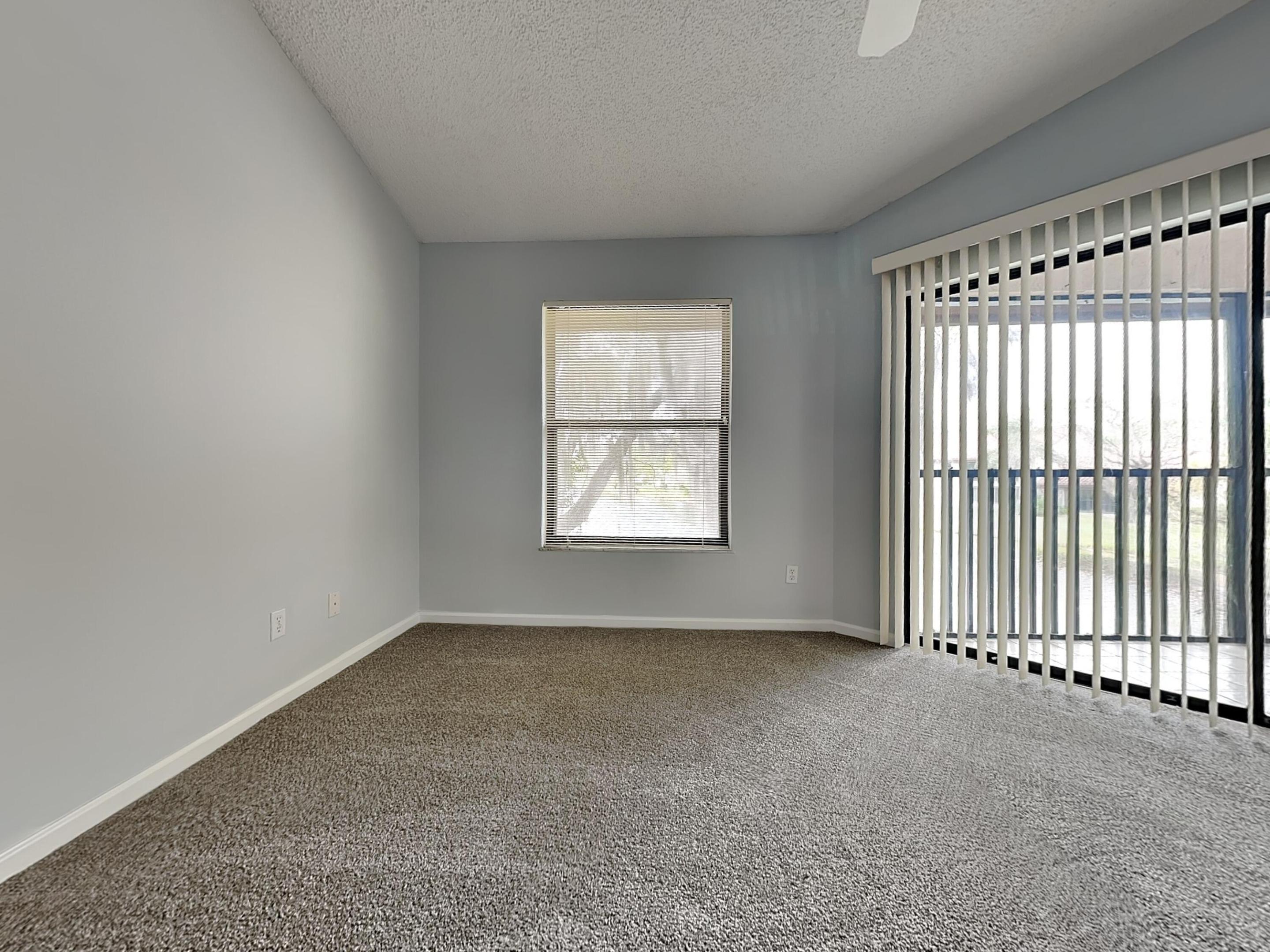 6060 SE Martinique Drive Bld 8 Apt 202