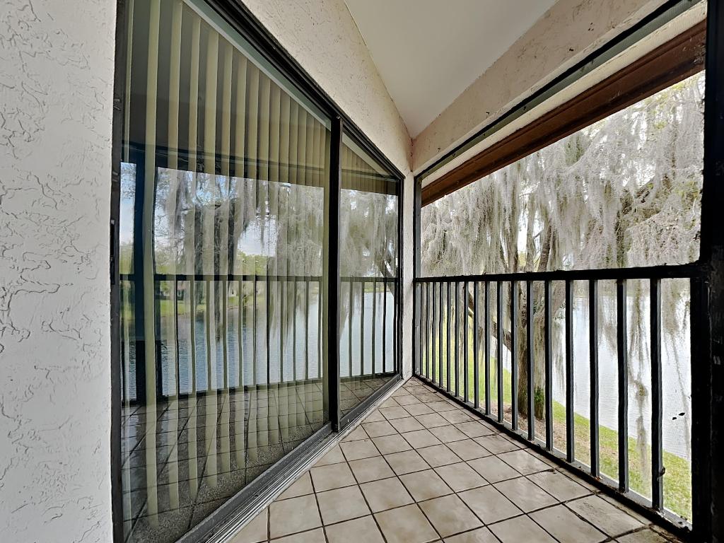 6060 SE Martinique Drive Bld 8 Apt 202