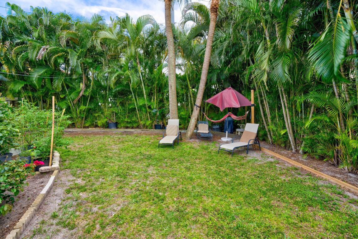 822 S Southview Drive S