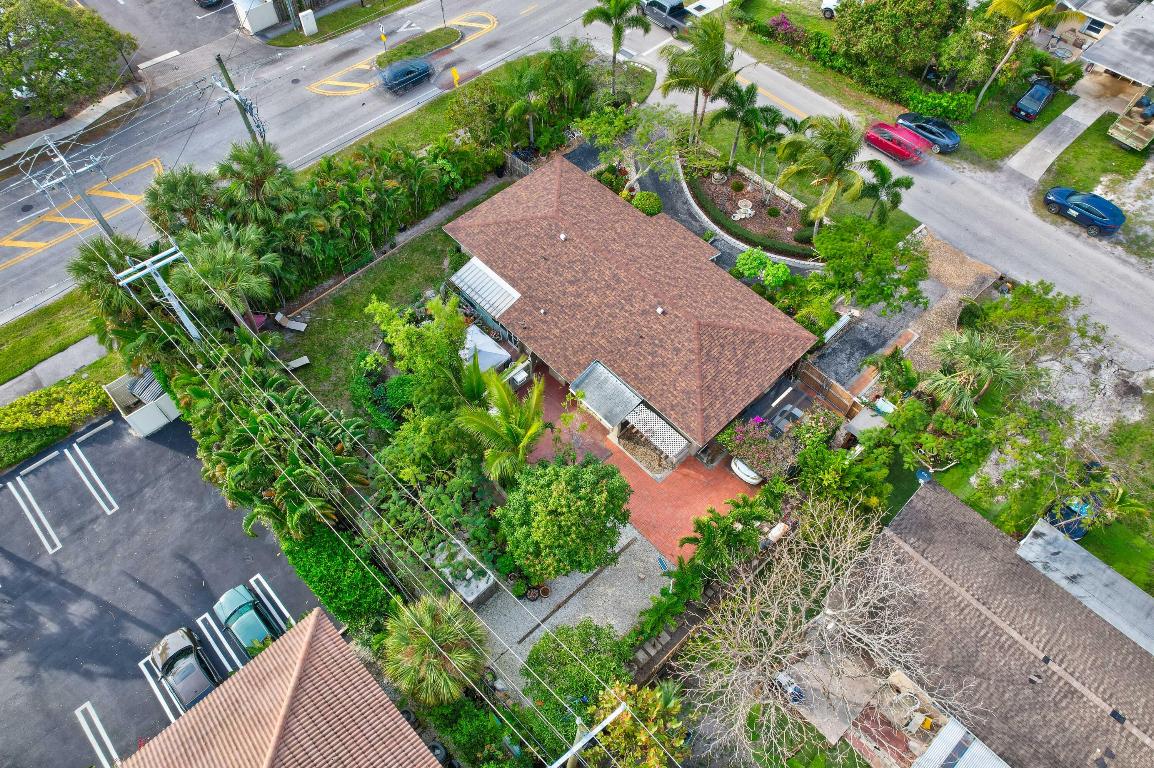 822 S Southview Drive S