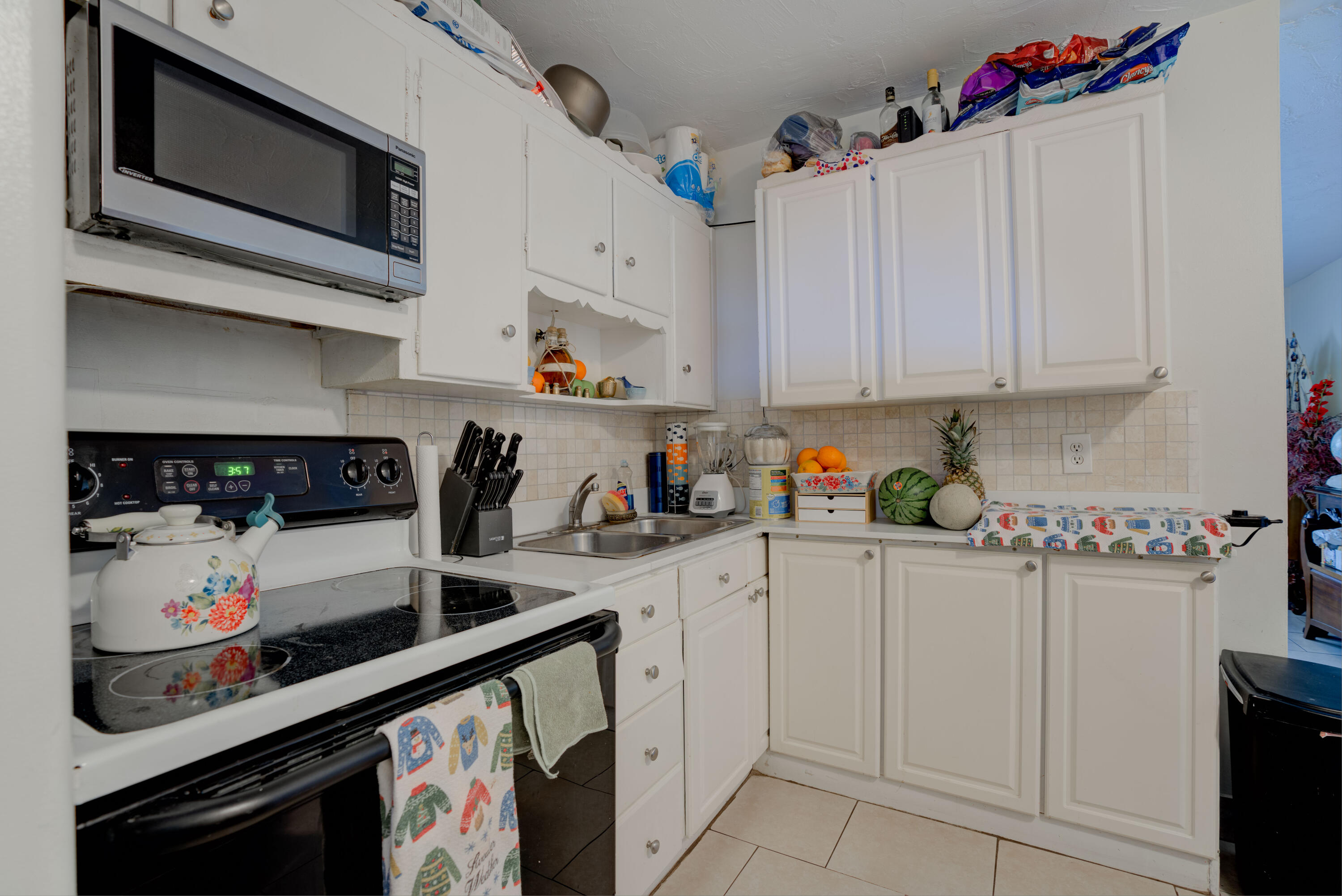 822 S Southview Drive S