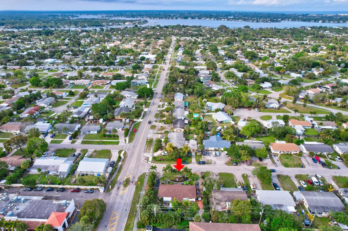 822 S Southview Drive S