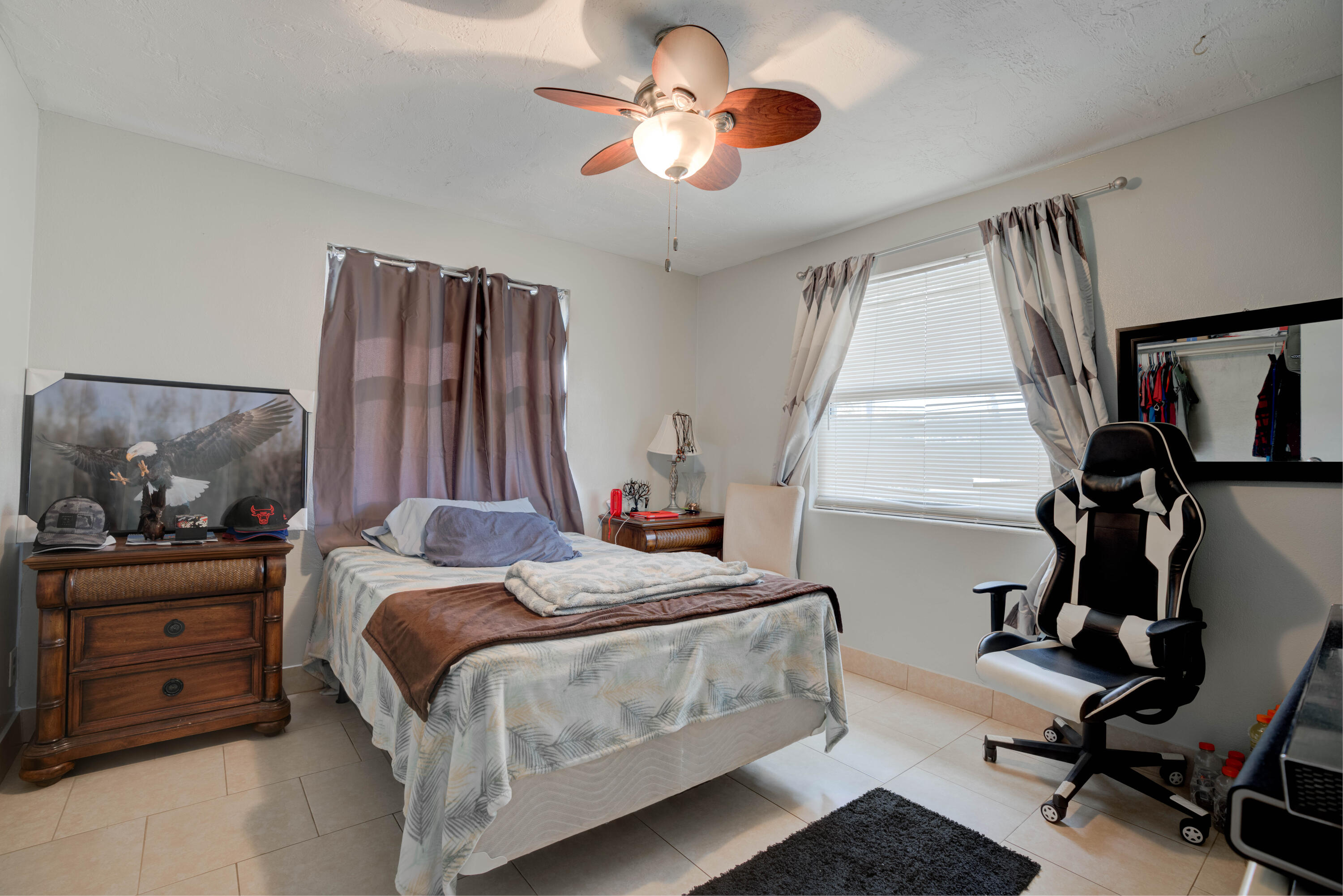 822 S Southview Drive S