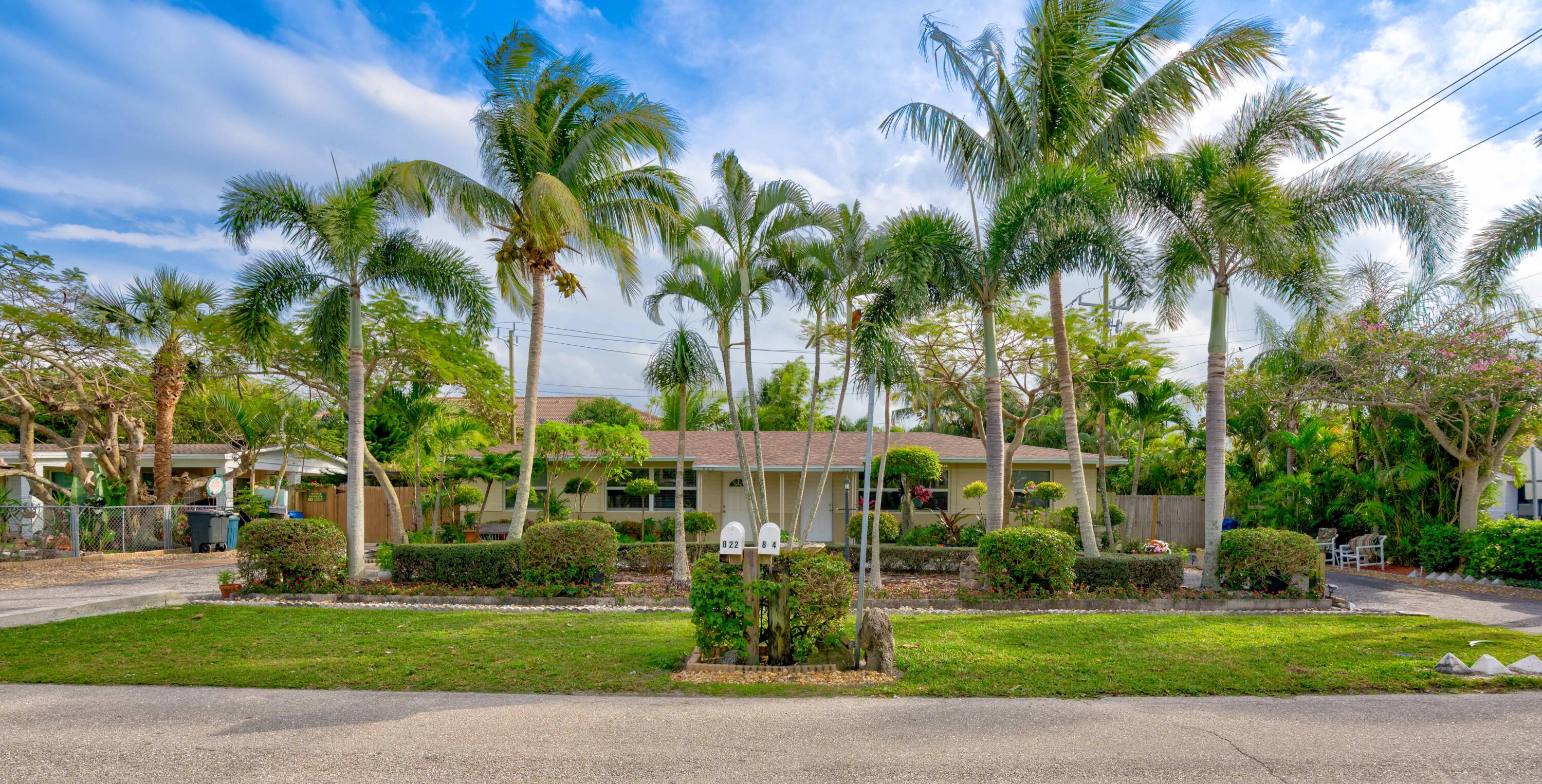 822 S Southview Drive S