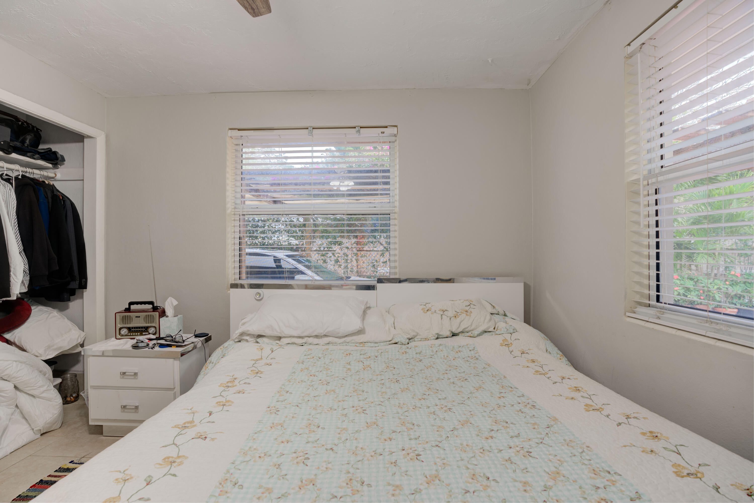 822 S Southview Drive S