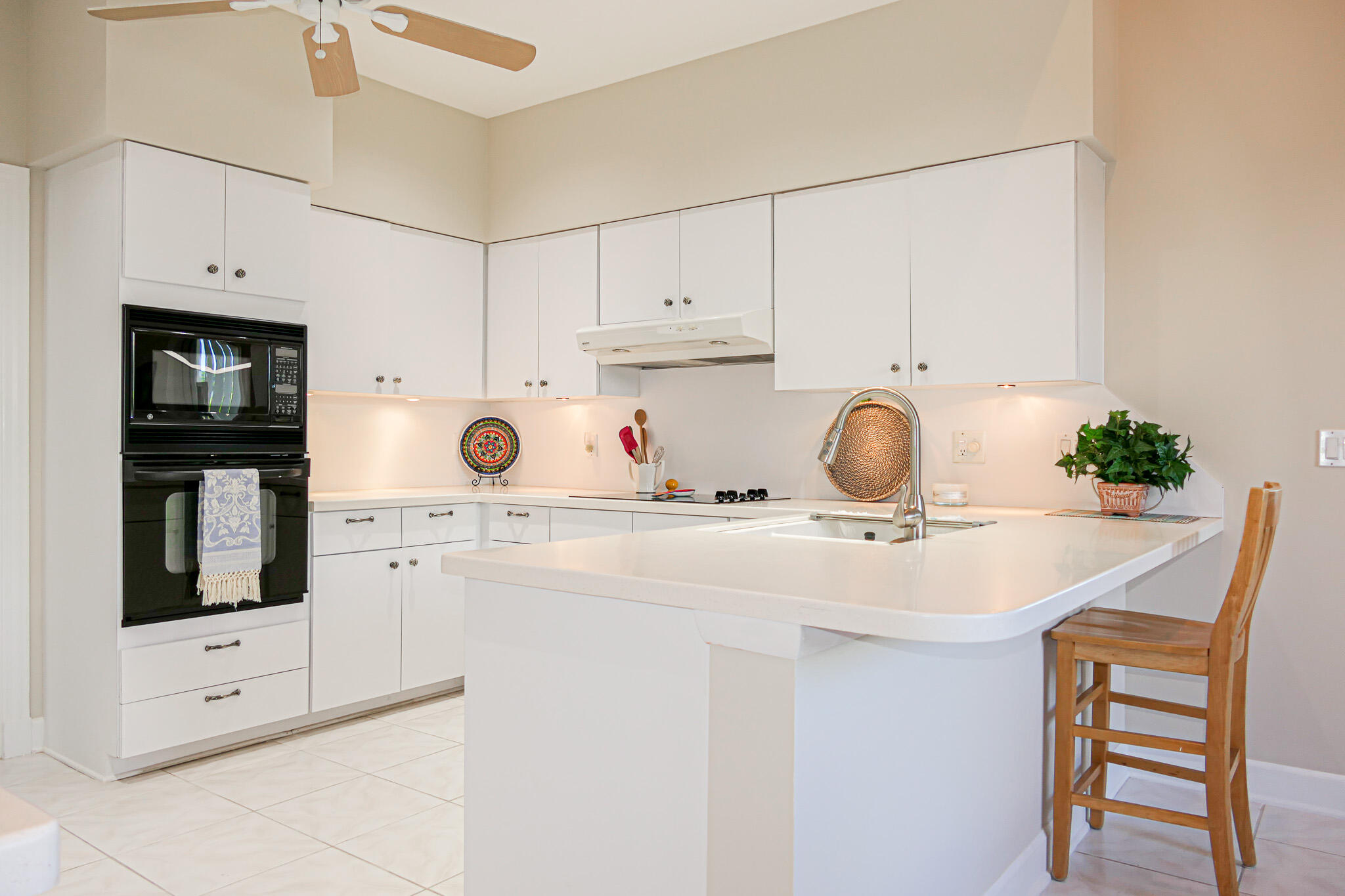 2328 SW Longwood Drive