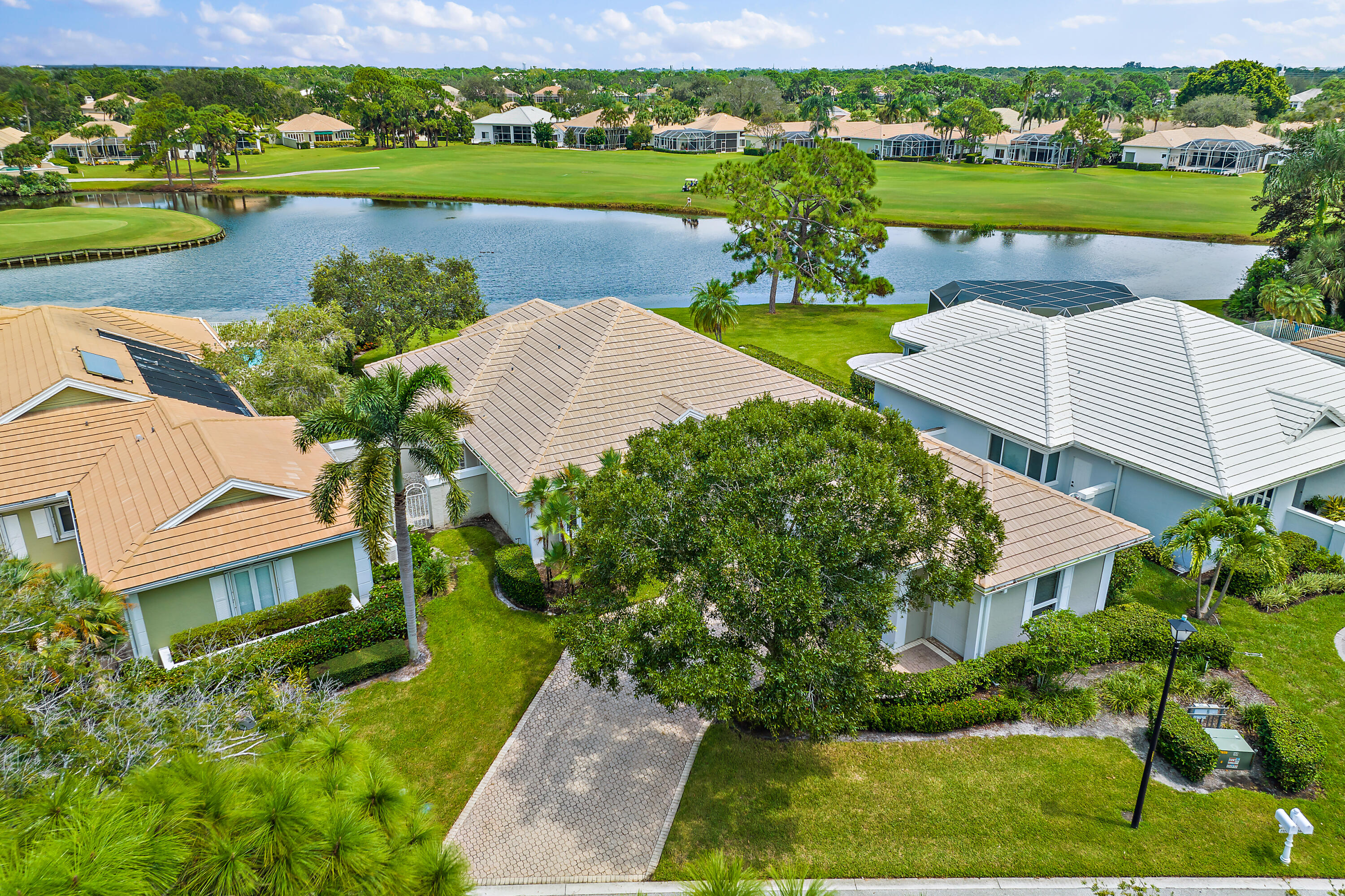 2328 SW Longwood Drive