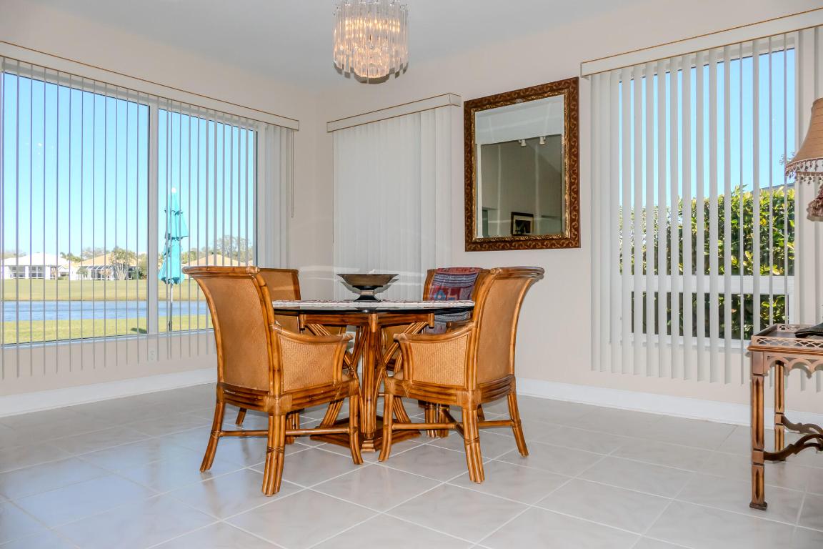 2328 SW Longwood Drive