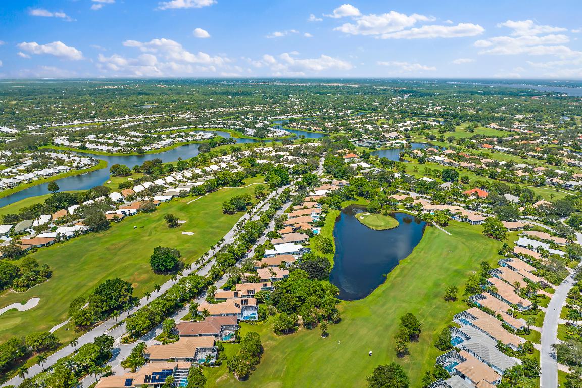 2328 SW Longwood Drive